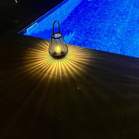 Cora May Central Villa With Private Pool 200M To The Beach 法里拉基 外观 照片
