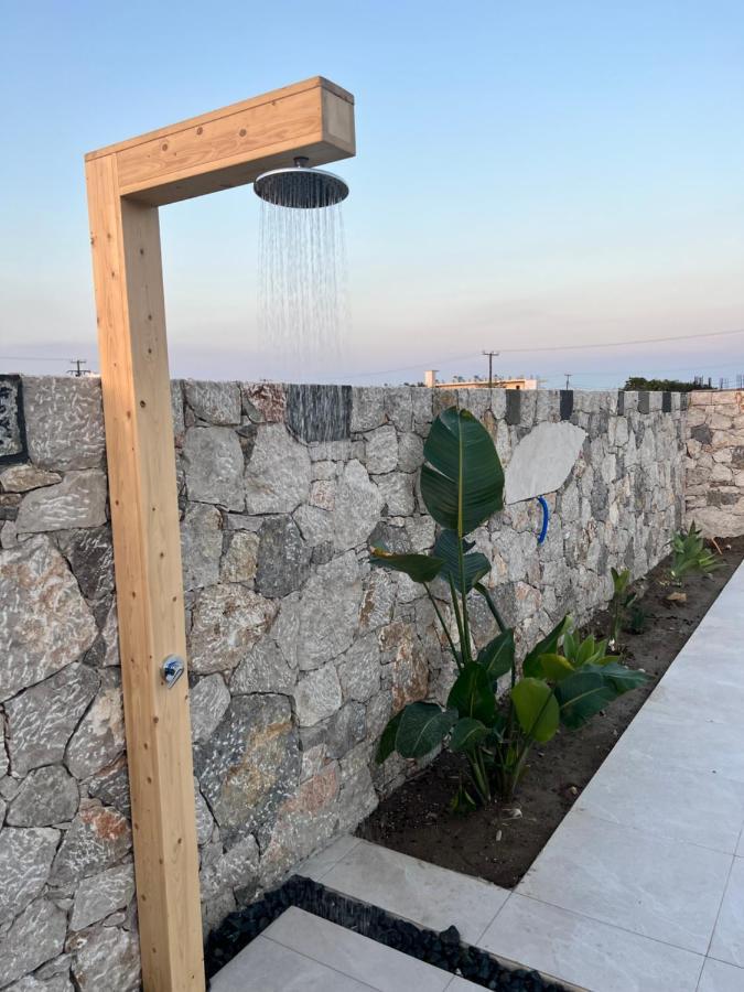 Cora May Central Villa With Private Pool 200M To The Beach 法里拉基 外观 照片