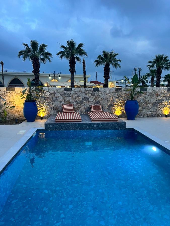 Cora May Central Villa With Private Pool 200M To The Beach 法里拉基 外观 照片