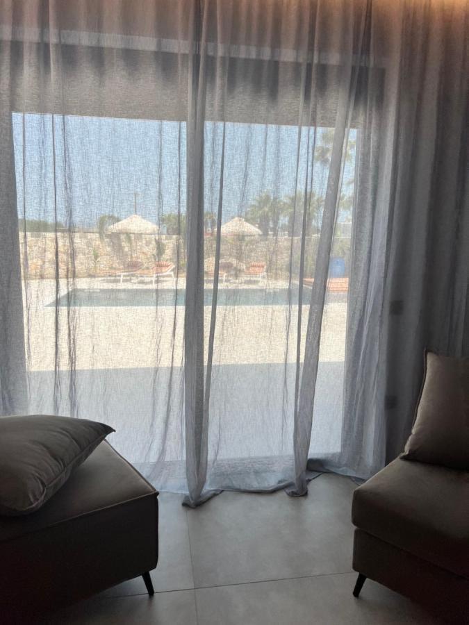 Cora May Central Villa With Private Pool 200M To The Beach 法里拉基 外观 照片