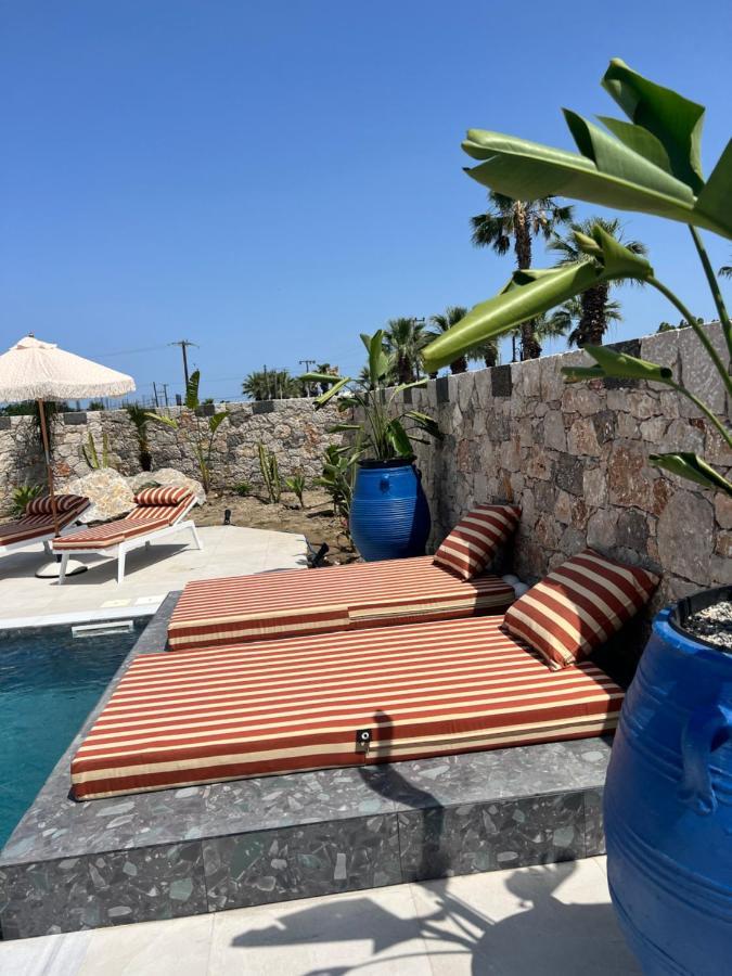 Cora May Central Villa With Private Pool 200M To The Beach 法里拉基 外观 照片