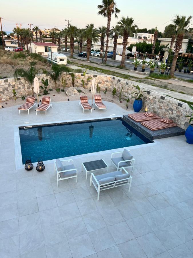 Cora May Central Villa With Private Pool 200M To The Beach 法里拉基 外观 照片